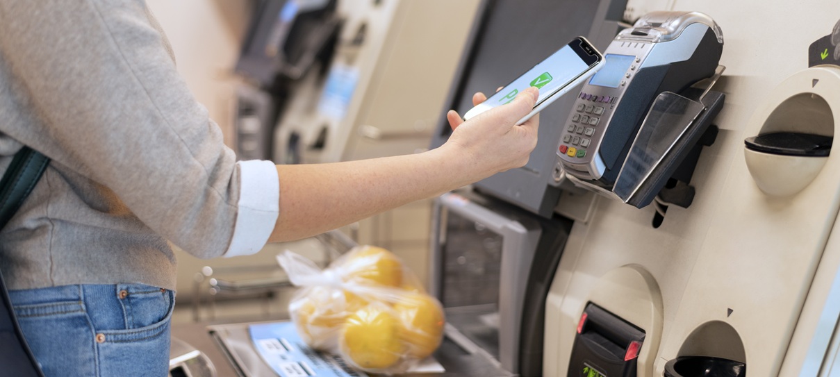Payment at a POR terminal using a smartphone